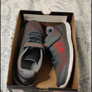 Under Armour boy shoes